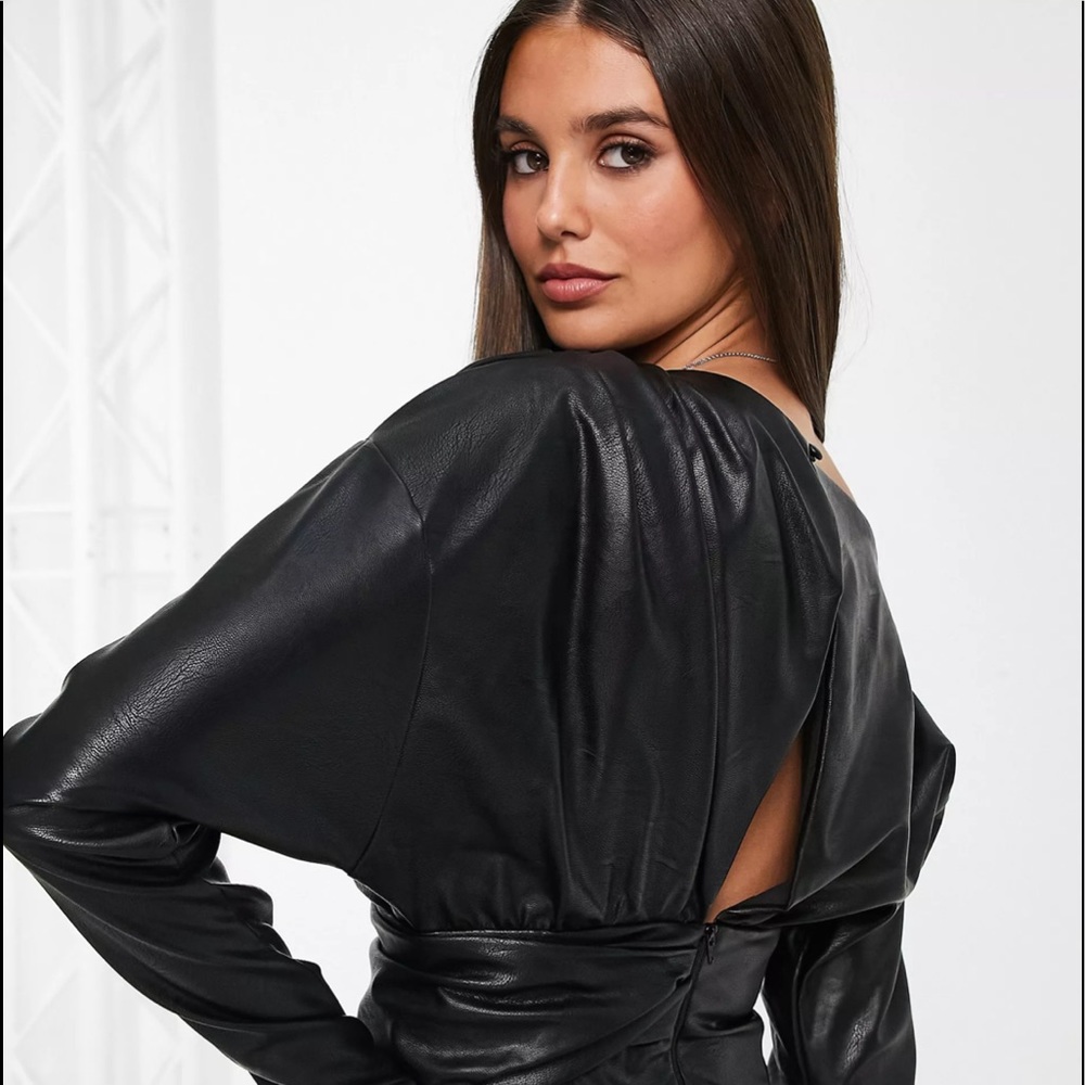 NWOT 
ASOS DESIGN Tall off shoulder midi dress with tuck detail bodice in black.